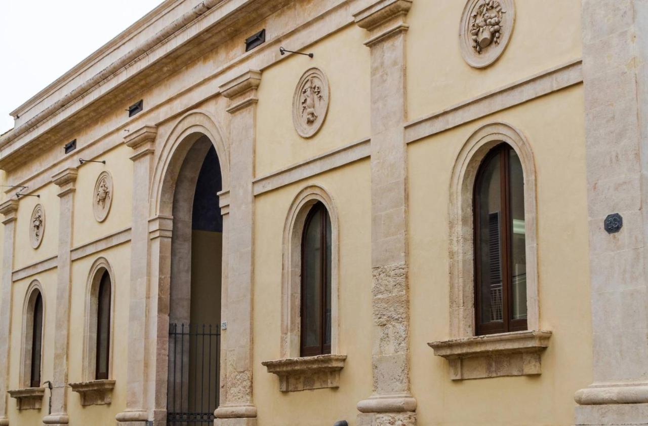 Garibaldi Maison De Charme Avola Exterior foto